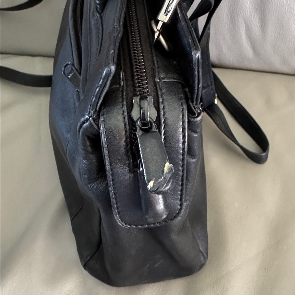 Derek Alexander Black Leather Crossbody Handbag - Picture 4 of 8